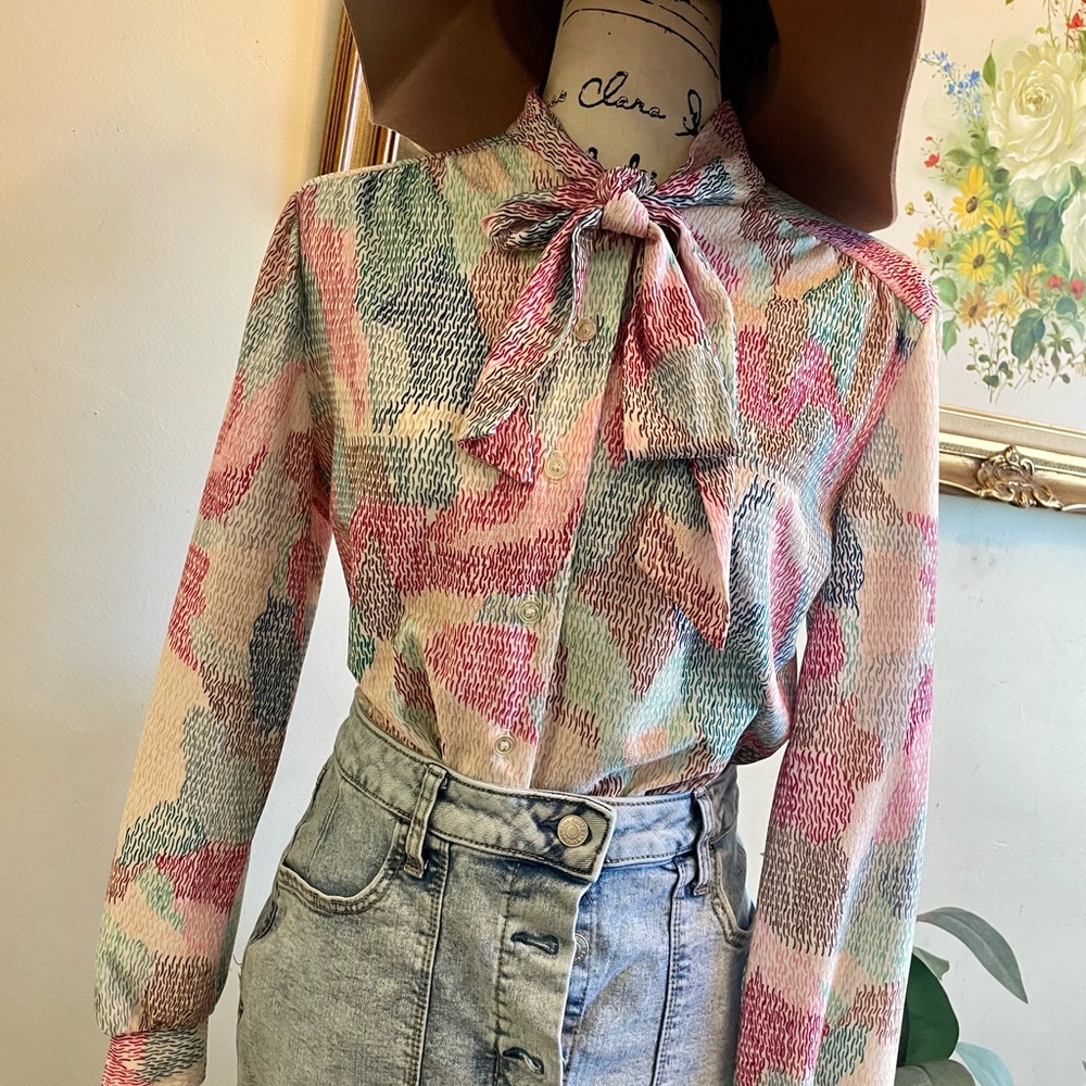 VINTAGE Multicolor Women's Top with Bow Tie